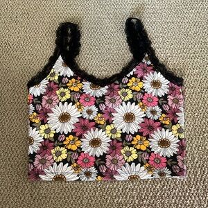 BNWOT • Floral Lacey Cropped Tank Top (L) 🌸
